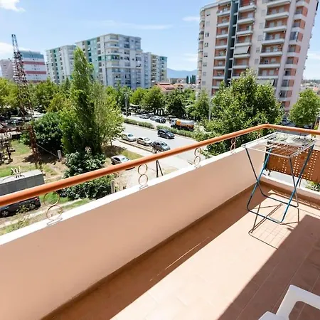 公寓 Aveniru Me Qera Ditore Vlorë
